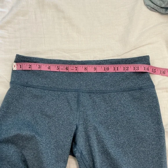 REI Co-Op Blue Crop Leggings Size Medium Stretch Active Yoga Pants Mid Rise - Picture 6 of 8